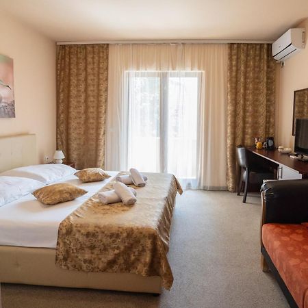 Garden House Bed & Breakfast Apatin Luaran gambar