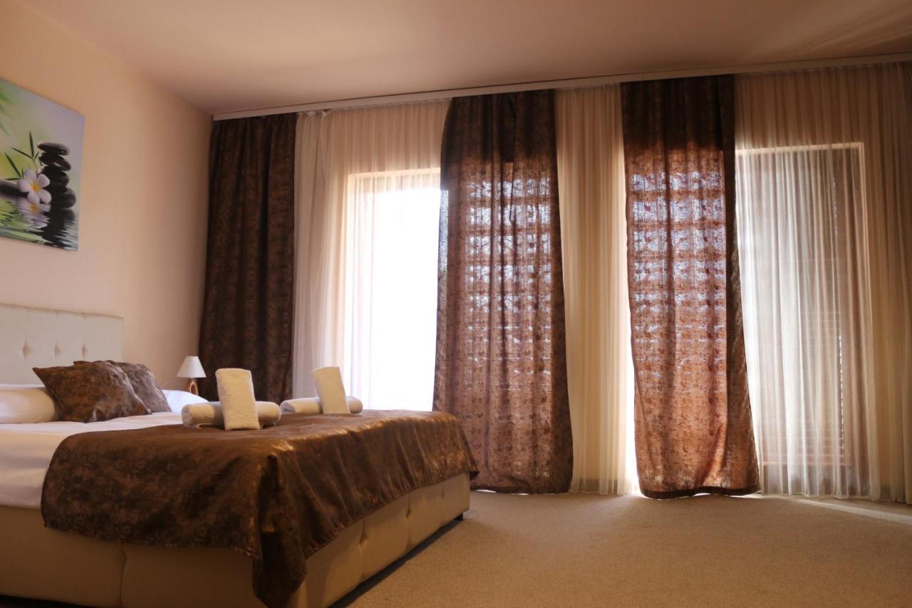 Garden House Bed & Breakfast Apatin Luaran gambar