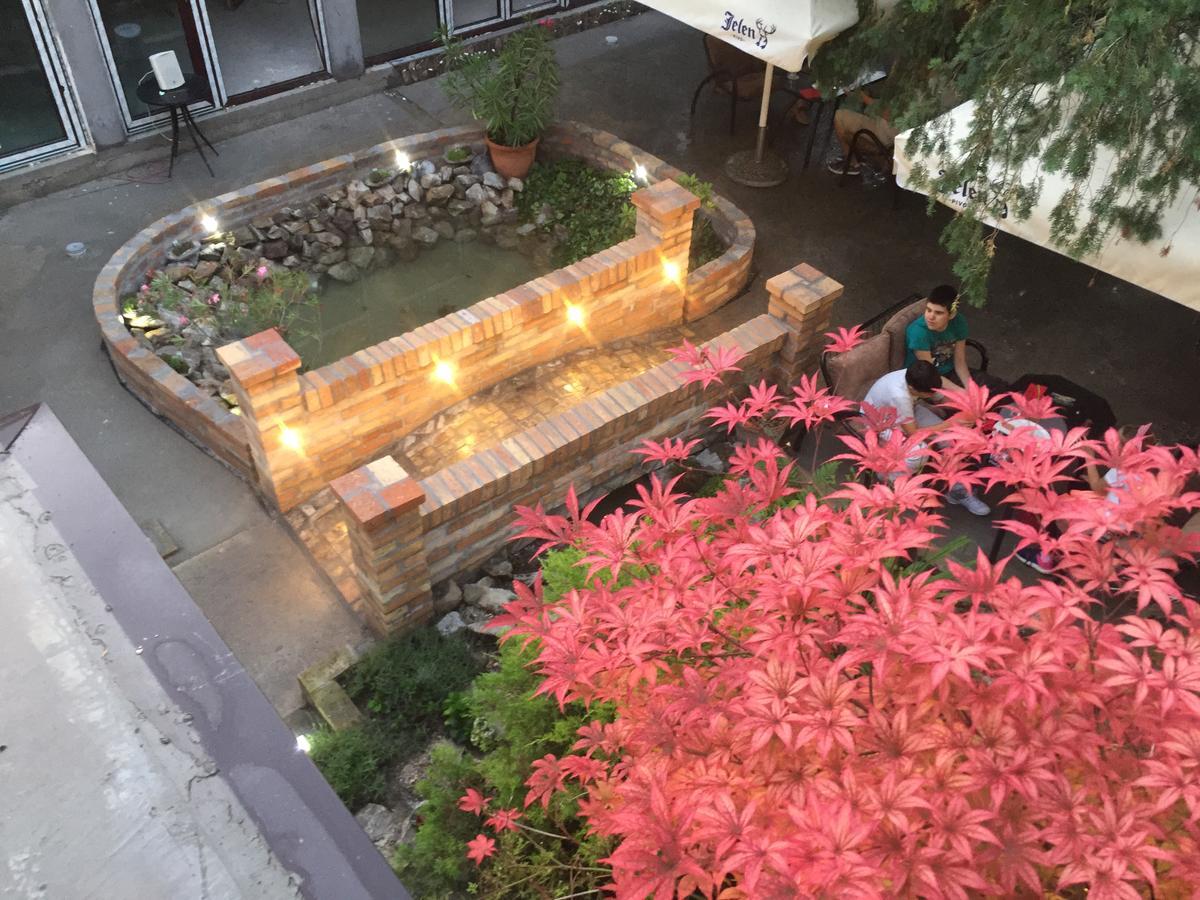 Garden House Bed & Breakfast Apatin Luaran gambar